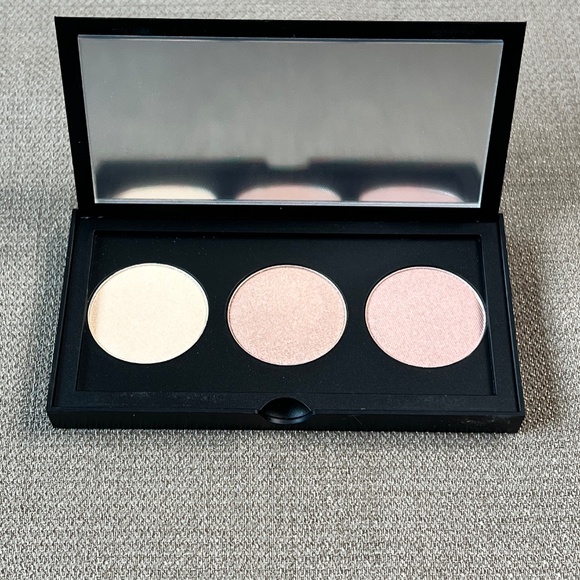 SMASHBOX Spotlight Palette - Pearl - Limited Edition - Picture 3 of 5